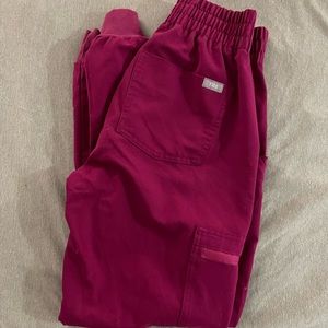 FIGS High waisted Zamora jogger scrubs - size xxs petite